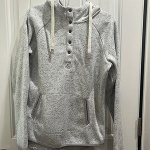 Gray/white speckled pullover medium